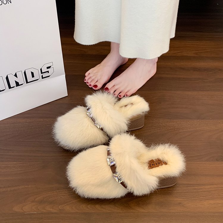 New Arrival Autumn Women's Low Heel Furry Slippers