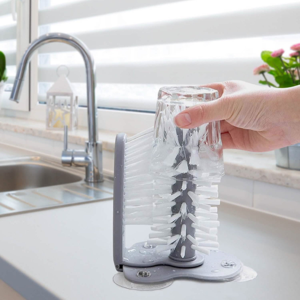 Water Bottle Cleaning Brush with Suction Base Glass Beer Cup